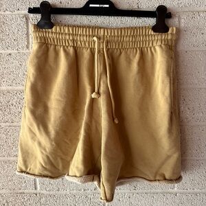 Aritzia TNA Sweatshorts Size S/M